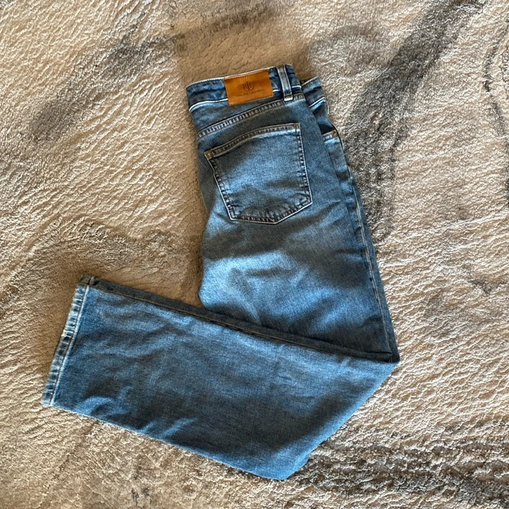 Lauren Ralph Lauren mid rise ankle length slightly distressed jeans size 6 NWOT - Picture 9 of 10